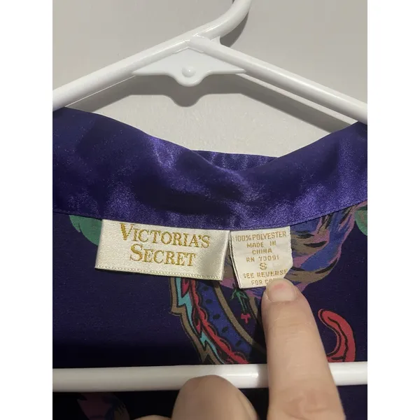 Victorias Secret SleepShirt Womens S Satin Gold Label Floral Paisley Purple - Image 6