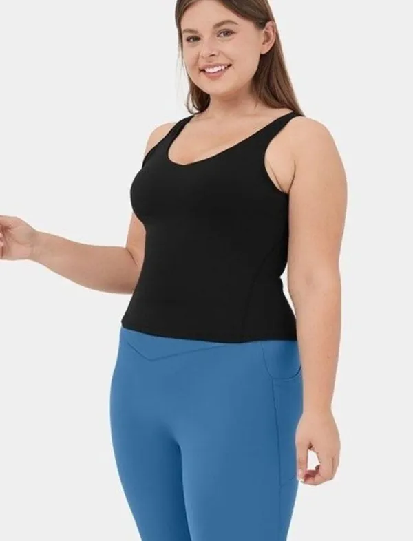 Halara 13H3.- Padded V Neck Cropped Yoga Tank Top - Image 3
