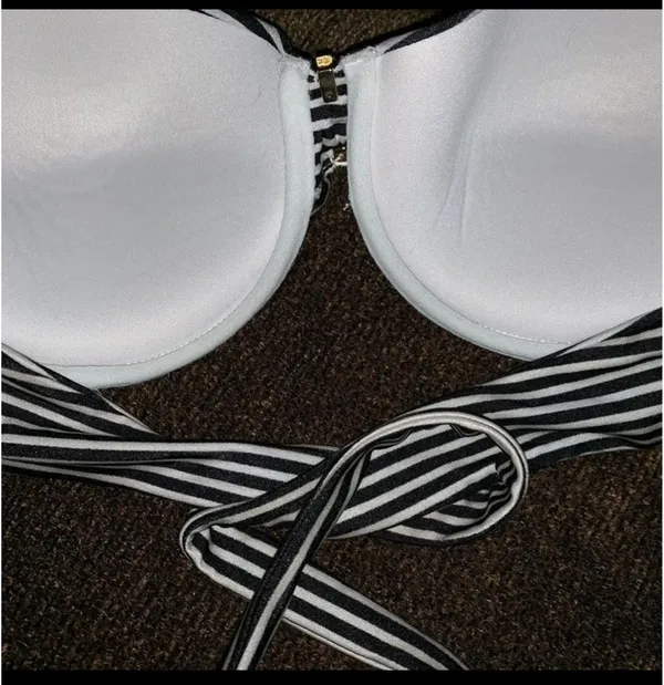Victoria's Secret Strapless bikini top 34D - Image 7