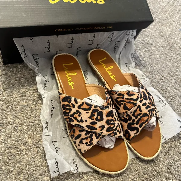 Lulu's Leopard Sandals - Image 3