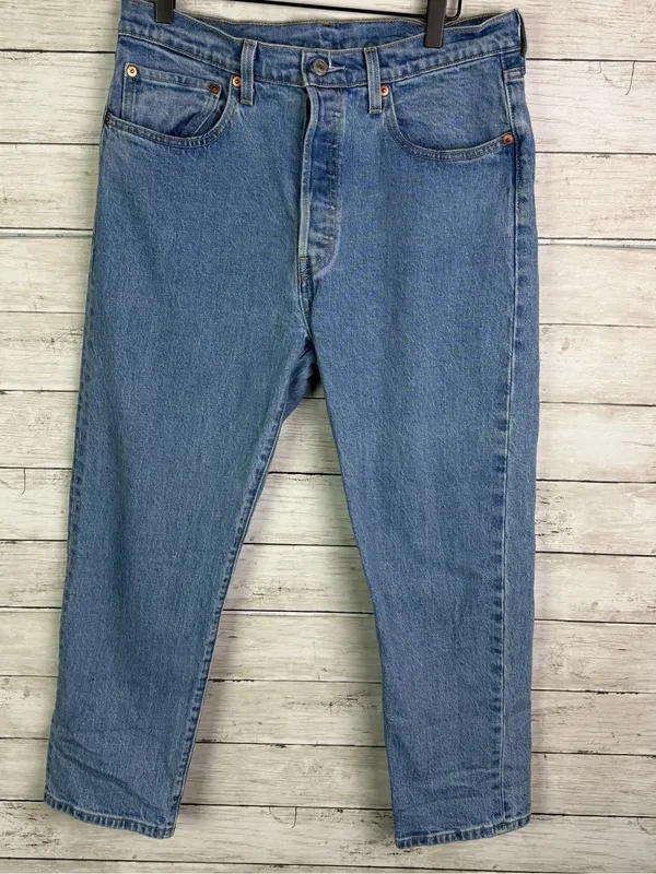 Levi’s 501 Denim Jeans Size 31 - Image 3