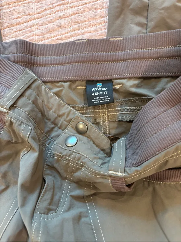 Kuhl Trekr Convertible Cinched leg hiking pants size 4 short - Image 9