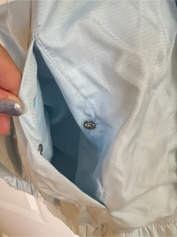 Reebok Light Blue & White Hooded Puffer Jacket - Image 4