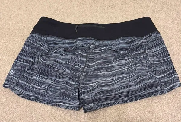 Lululemon Run Times Short Size 10 Black White Gray Stripe LW7B36S Lined - Image 4