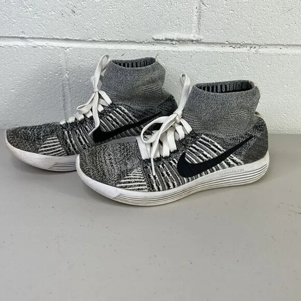 NIKE Mesh HighTop Athletic Sneakers sz 8 Gray/White 818677-101 lunarepic flyknit - Image 4