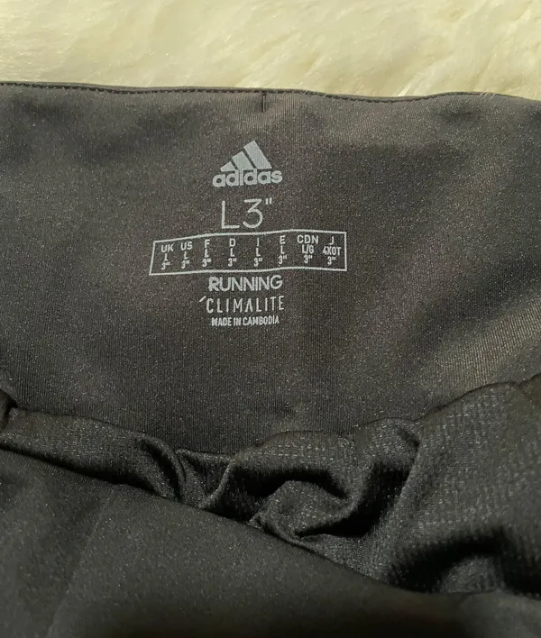 Adidas Women's Running Saturday Short - Image 9