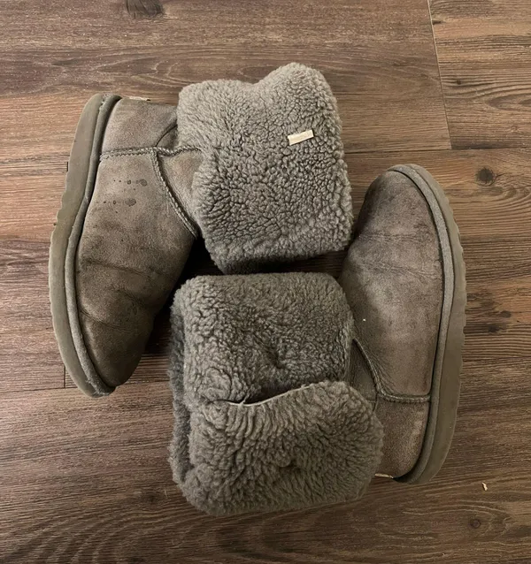 UGG Gray  Boots - Image 3
