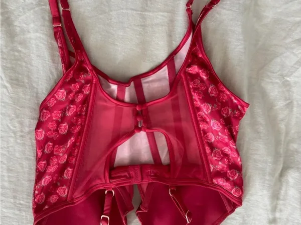 KAIA Intimates VALENTINE’S DAY LIMITED COLLECTION PURCHASED FOR 97 - Image 3