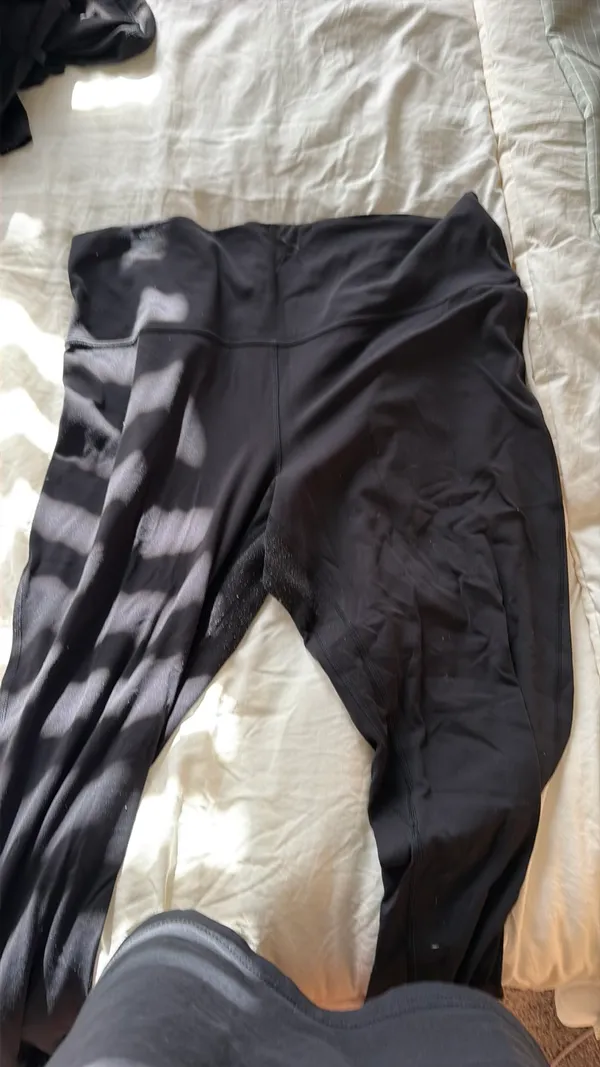Lululemon Align Flare High-Rise - Image 2