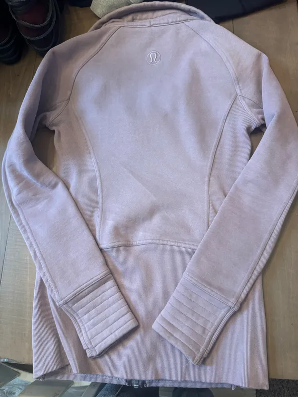 Lululemon Size 4 Radiant Jacket II Lavender - Image 4