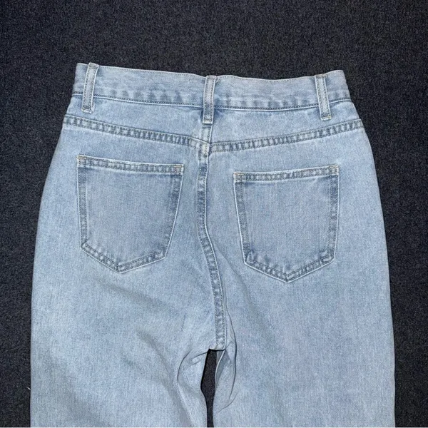 NWT Grey Lab High Rise Cut Out Ripped Straight Leg Jeans Sz 25 Light Distressed - Image 5