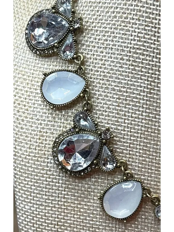 Vintage Style Clear Crystal Bee Teardrop Statement Necklace 18" - Image 5