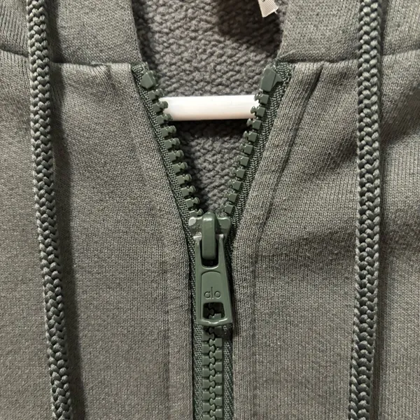 Alo Yoga Full Zip Sweatshirt Green - Image 6