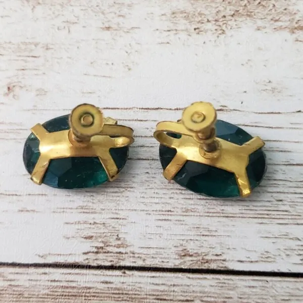 Vintage Screw On Earrings 0.75" Large Dark Green Faceted Oval - Image 8