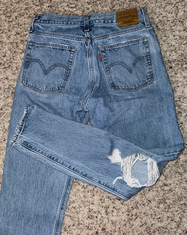 Levi’s Ripped Wedgie Jeans - Image 2