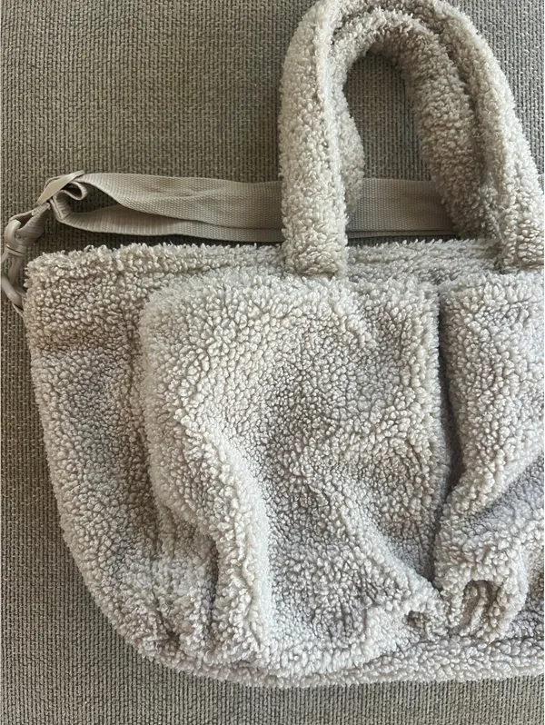 H&M Light Beige Teddy Bag - Image 4