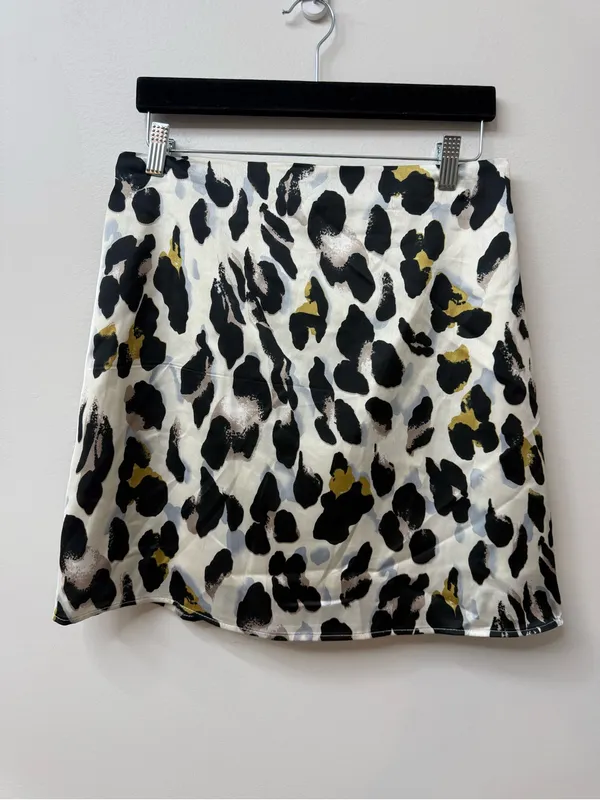 Wishlist Leopard Print Satin Mini Skirt size L - Image 3