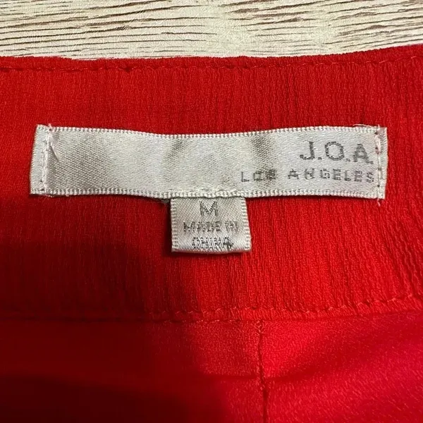J.O.A Los Angeles Shorts Size Medium Revolve Dressy - Image 2