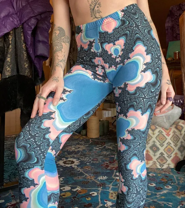 Fractal Leggings - Image 2