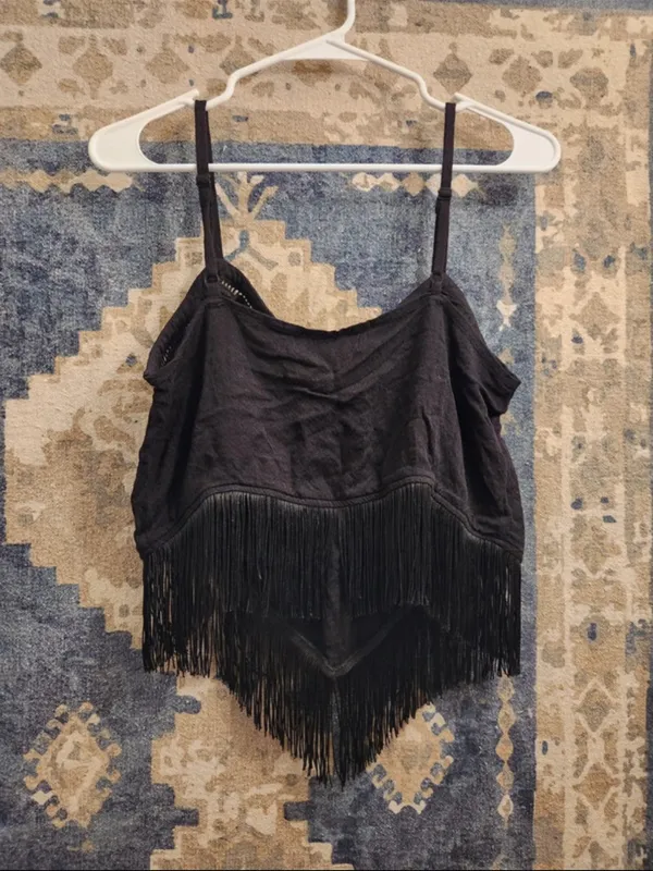 $45 IDYLLWIND WOMEN'S CLEMMONS FRINGE TANK in black M - Image 6