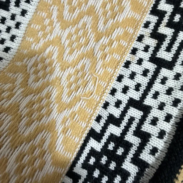 Lava Accessories Poncho Drape Women's One Size Saddle Blanket Design Black Beige - Image 8