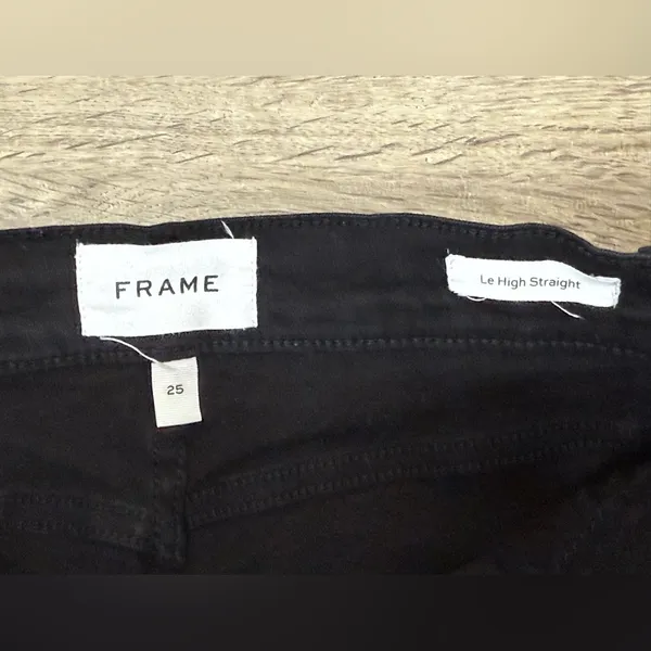FRAME Le High Straight High Waist Staggered Hem‎ Jeans size 25 - Image 6