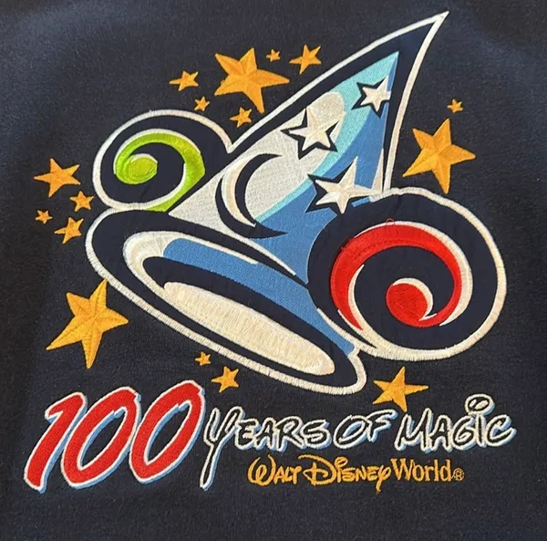 Vintage Walt Disney World "100 Years of Magic Embroidered Sweatshirt Sz M - Image 4