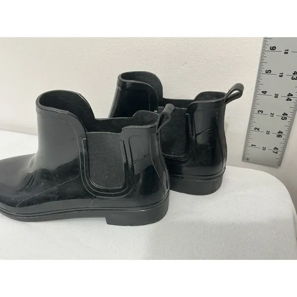 Womans Size 8 Black Rubber Stretch Ankle Rain Boots NWOT - Image 4