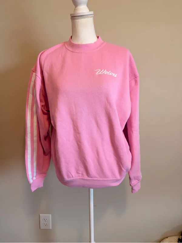 Darc Sport wolves oversized Crewneck sweatshirt pink woman's size small - Image 3