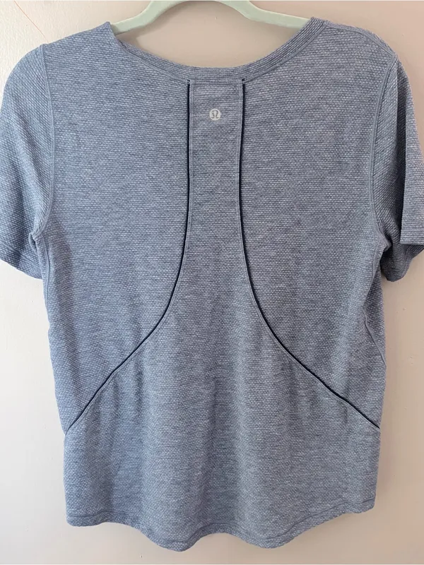 Lululemon Long Distance Short Sleeve Running Shirt Grey Heathered - Image 2