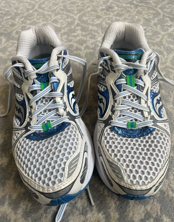 Running Shoe - Image 2