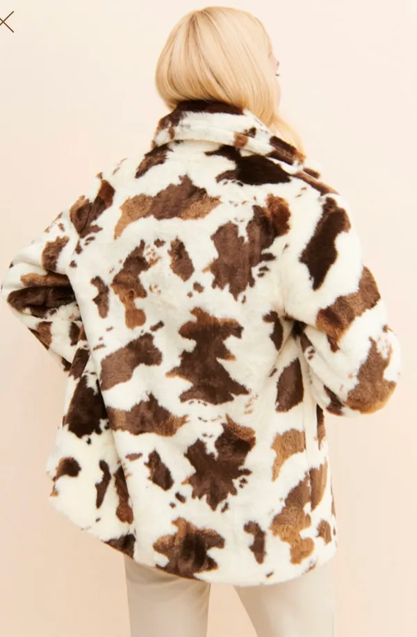 BLANK NYC Bullseye Faux Fur Coat - Image 3
