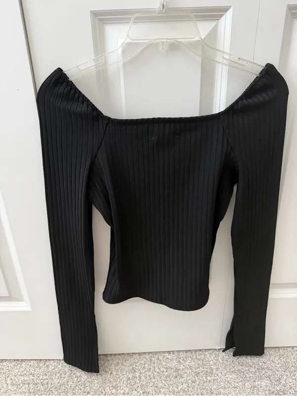Madewell Ribbed Square-Neck Long-Sleeve Minimalist top - Image 4