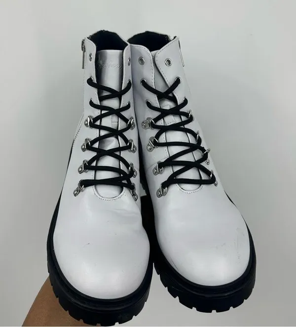 Skechers Women’s White Platform Combat Boots Size 9.5 Grunge Whimsical - Image 3
