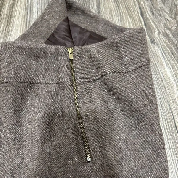 Banana Republic Petites Women's Size 6 Stretch 88% Wool Blend Brown Knit Skirt - Image 5