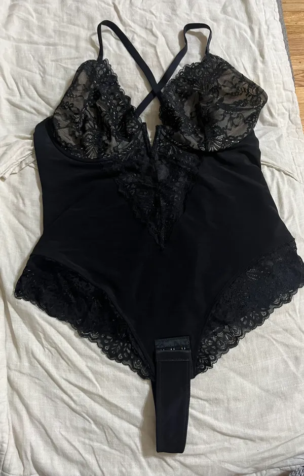Sayfut Lace Shapewear Bodysuit New Without Tag - Image 5
