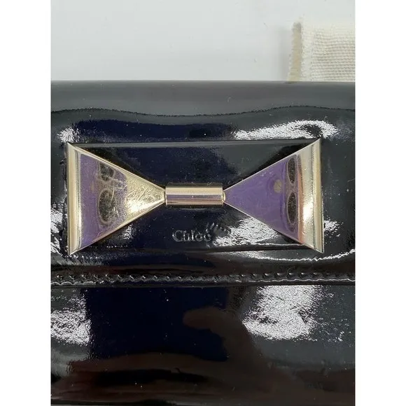 Luxury Chloé Black‎ Patent Leather Bow Continental Wallet Clutch Gold Hardware - Image 3