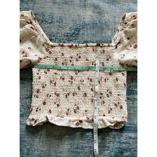 American Eagle Ivory Brick Red Crop Smocked Puff Sleeve Peasant Top Small - Image 5