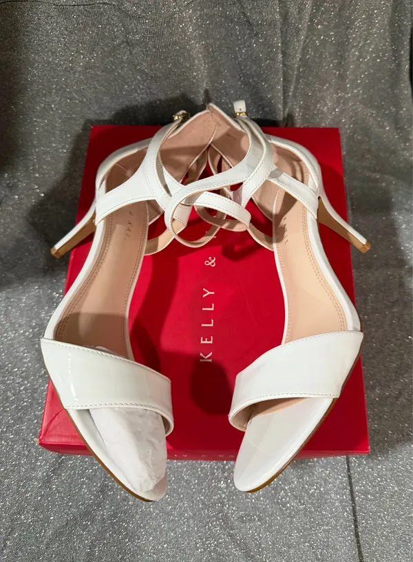 Kelly & Katie Ilvena Heels Women’s 8.5 patent ankle strap NWT - Image 6
