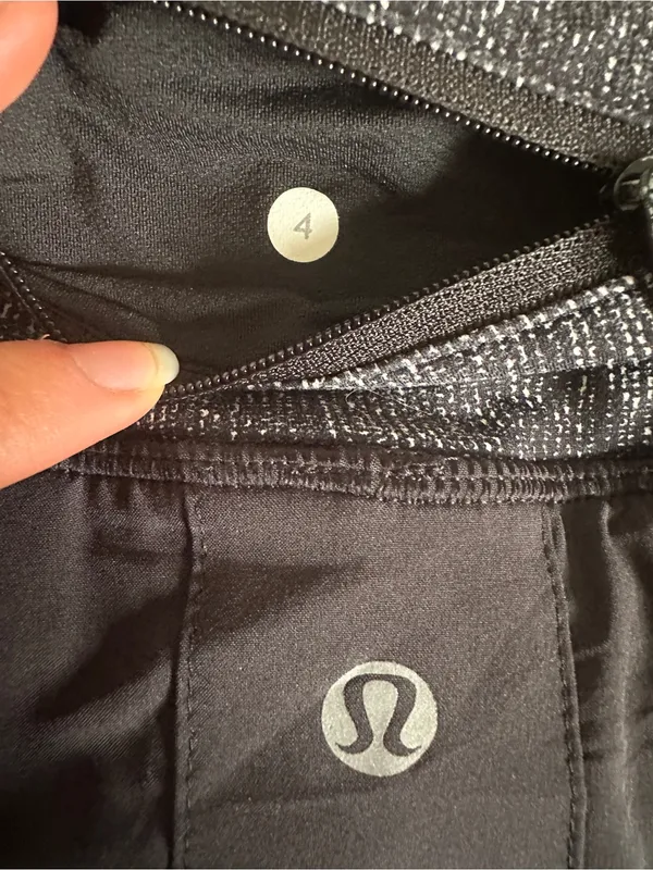 Lululemon Pace Setter Skirt Small 4 Black Burlap white Stretch Tennis Preppy - Image 10