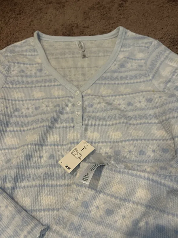 Wild Fable Waffle Long Sleeve Top and Shorts Pajama Set in Fair Isle Blue Bunny - Image 4