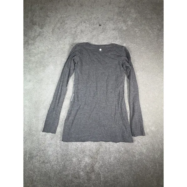 lululemon gray/white long sleeve layered shirt 6 thumb holes - Image 8