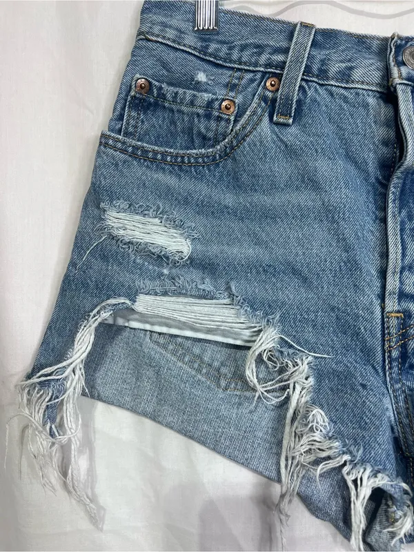 Levi’s 501 Distressed Cutoff Denim Shorts High Rise Button Fly Light Wash - Image 2
