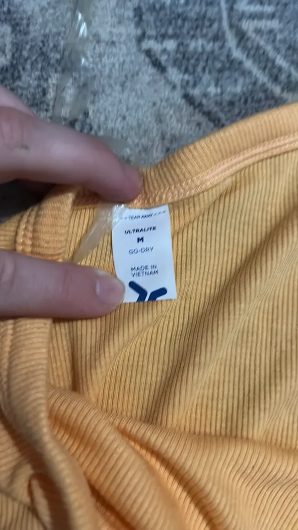 Old Navy Tank - Image 2