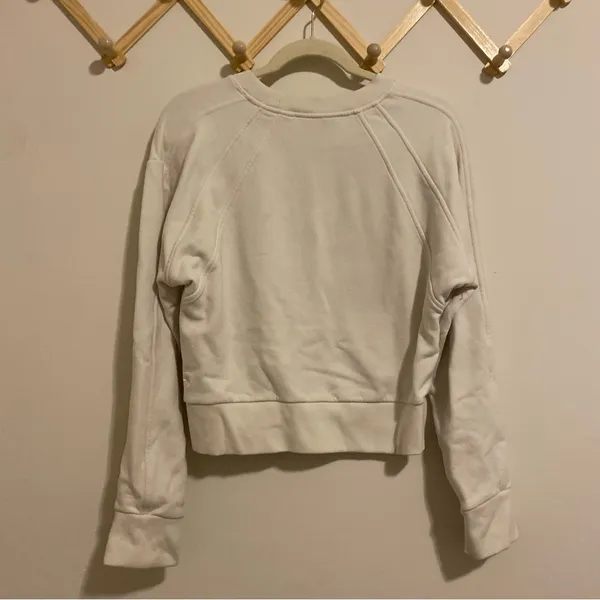 Athleta Off-White Super Soft Pullover size Small - Image 7