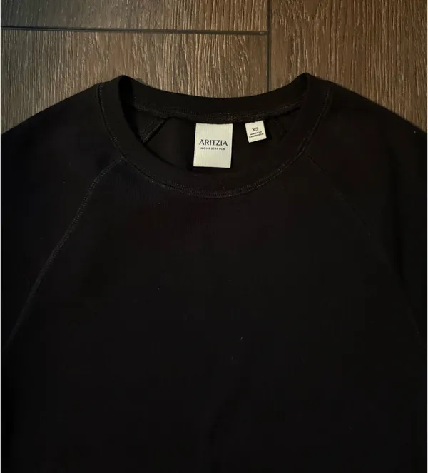 Aritzia HomeStretch Capsleeve T-Shirt - Image 2