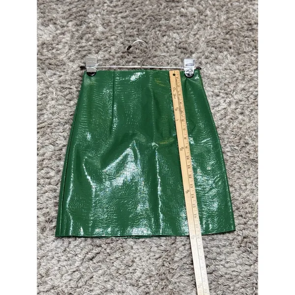 Porridge Anthropologie Women XS Mini Skirt Faux Leather Green Croc Embossed - Image 10