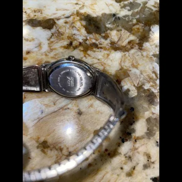 Times Square Japan Movement Quartz Watch‎ Untested - Image 4