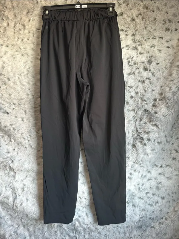 79. Lululemon Keep Moving Pant 7/8 High-Rise sz2 - Image 3
