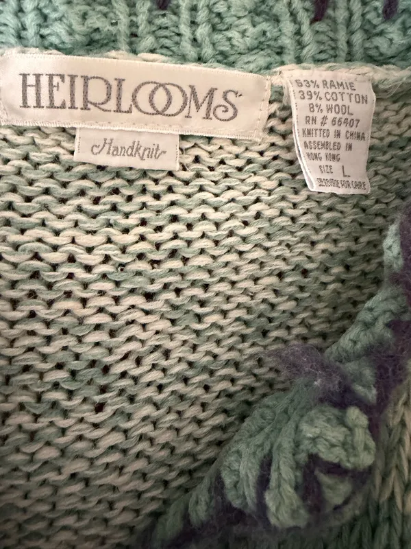 Heirloom Collectibles VTG Heirlooms Hand Knit Wool Blend Cottagecore Grannycore Cardigan Large. - Image 7